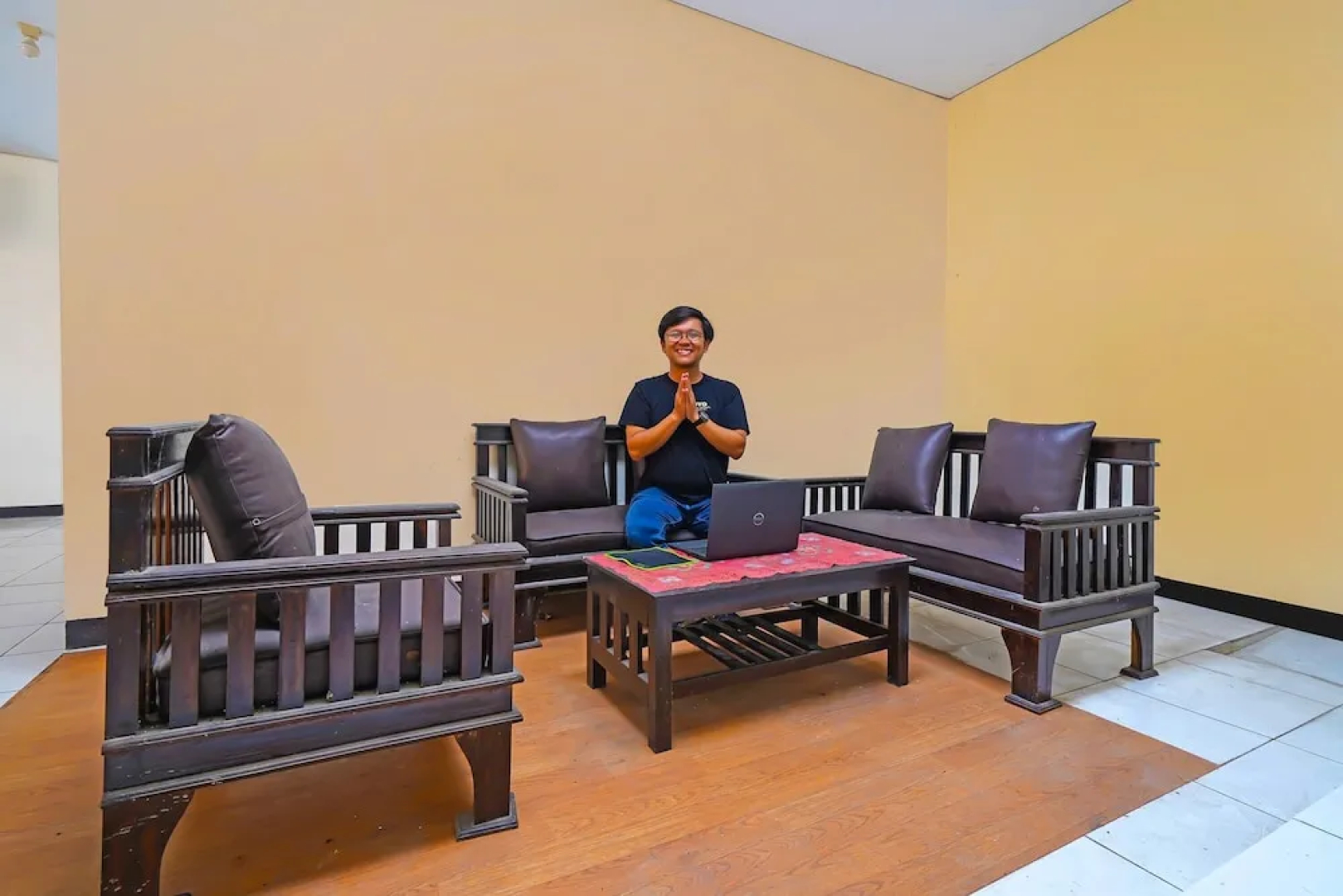 OYO Life 92641 Guest House Palinggihan Ii