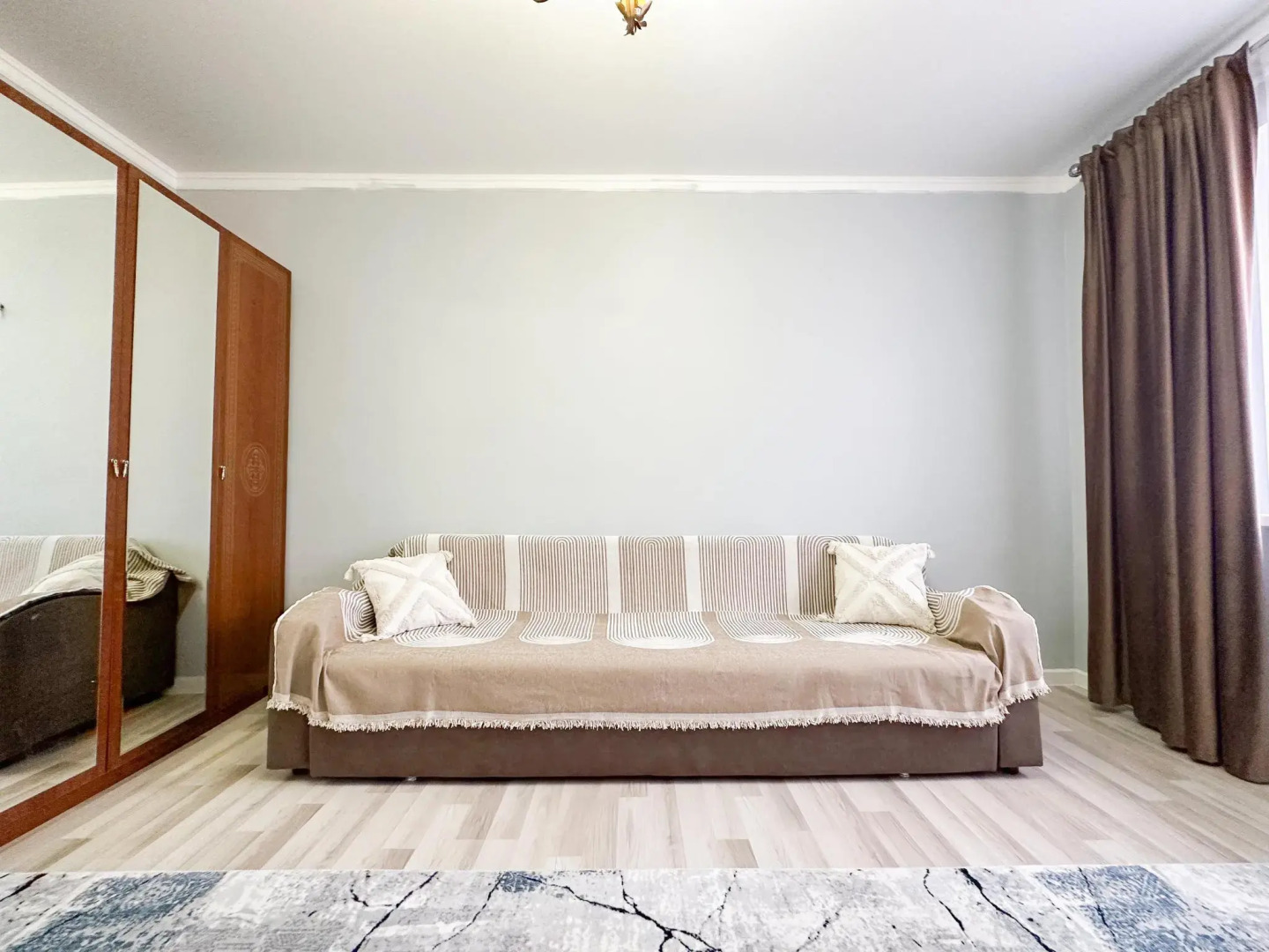 Апартаменты на улице Таумуша Жумагалиева 15К