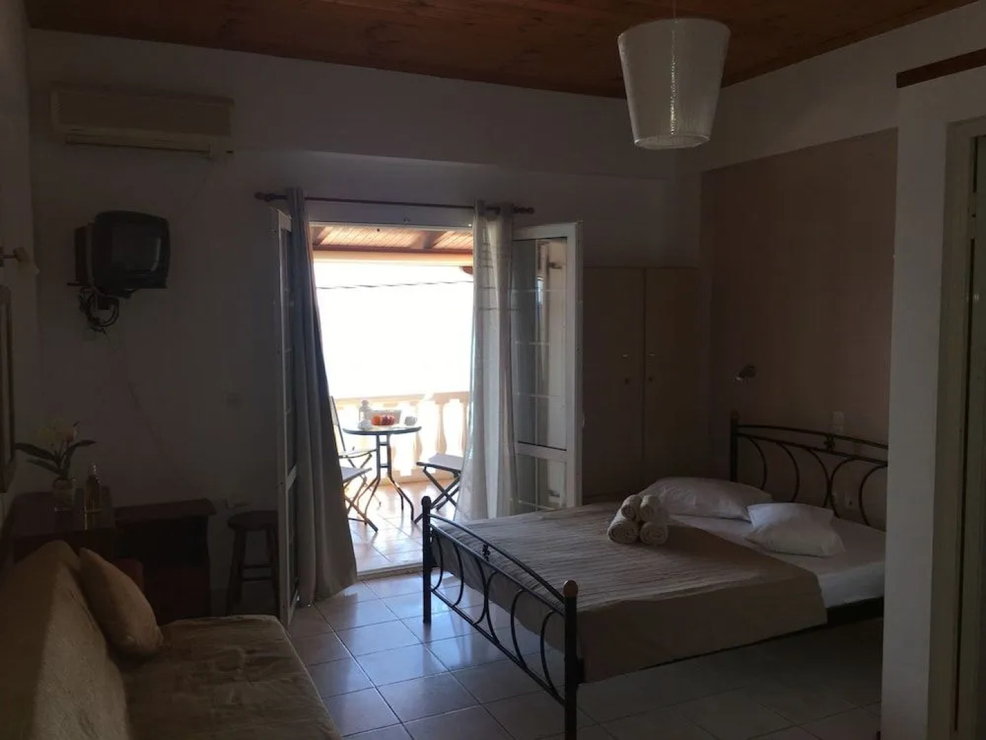 Elena's Luxury Studios and Apartments