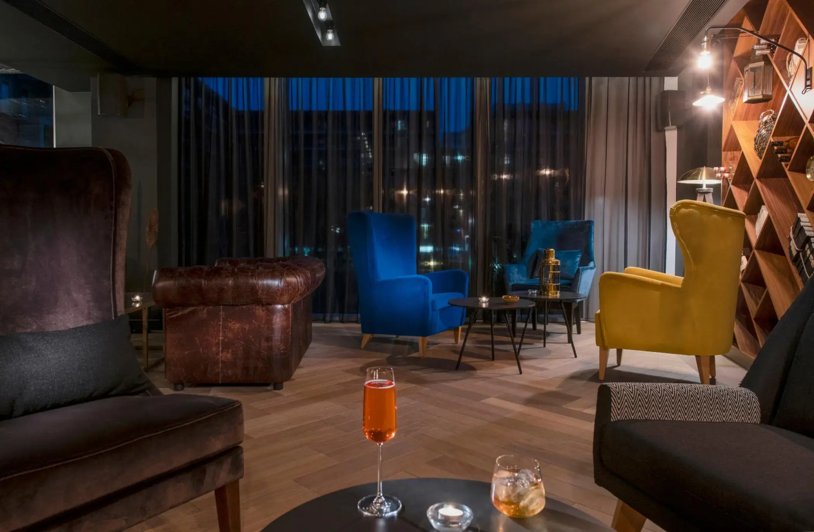 Lincoln Plaza London, Curio Collection by Hilton