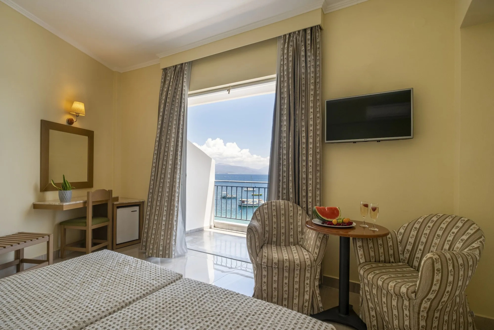 Dolfin Hotel