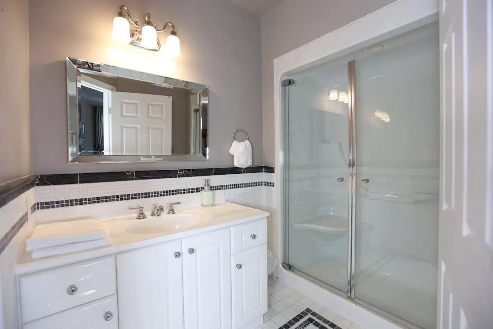 Markdale Manor Bed & Breakfast