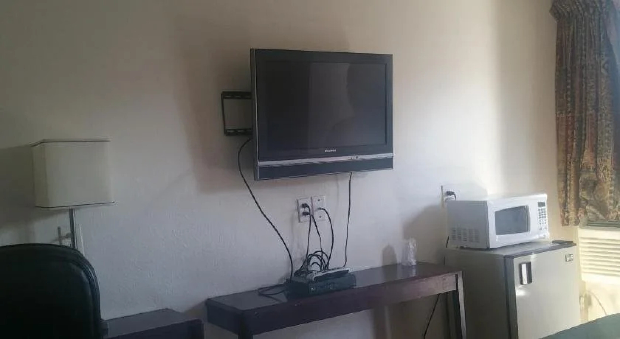 Del Rancho Motel By Townhouse Portland OR Hwy 205