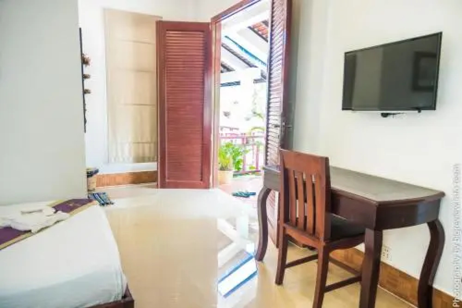 The Art Guesthouse And Massage