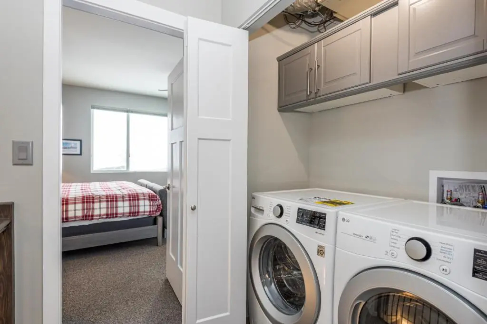 The Pinnacles Suites & Townhomes