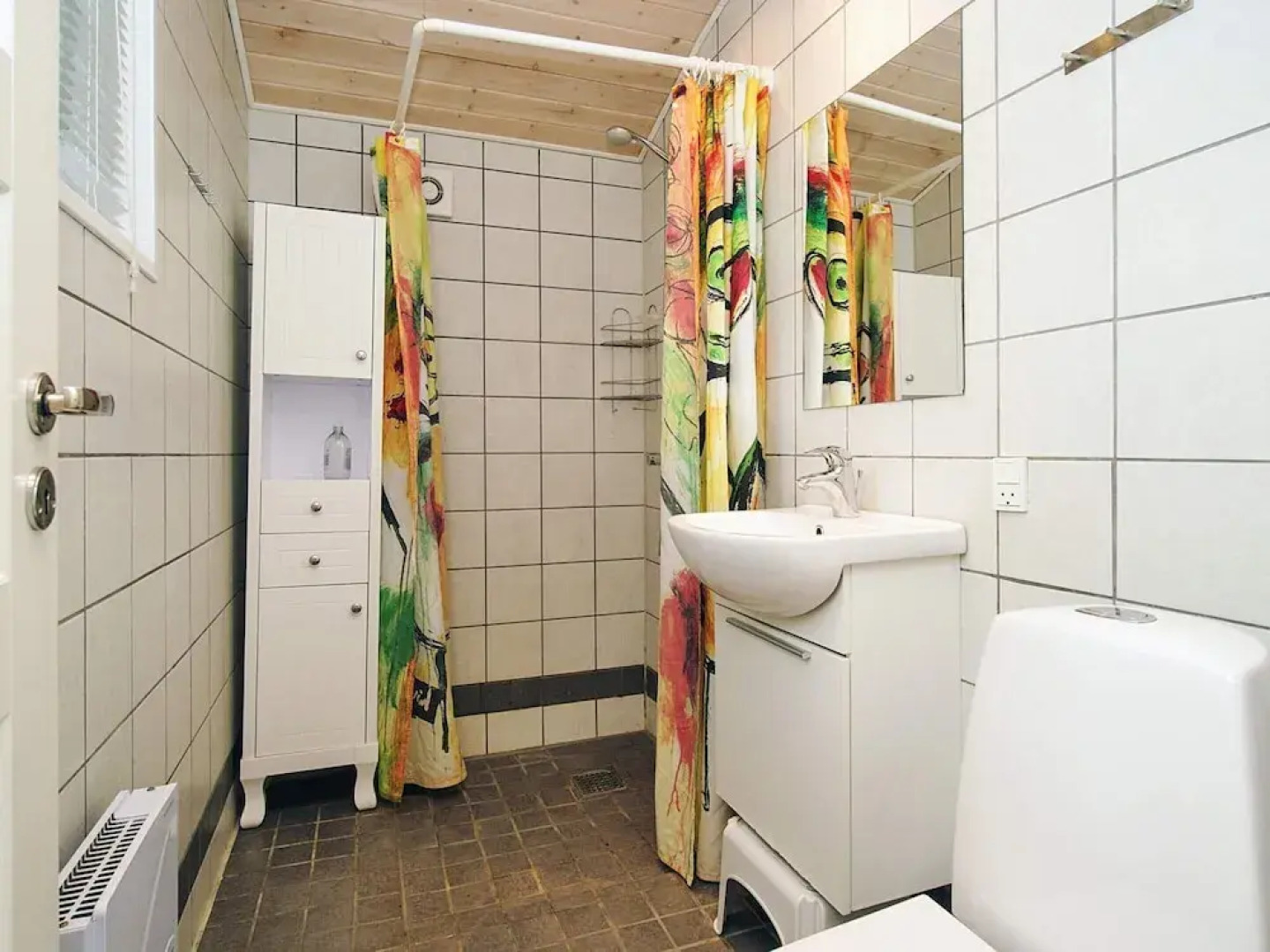 Idyllic Holiday Home in Store Fuglede near Forest