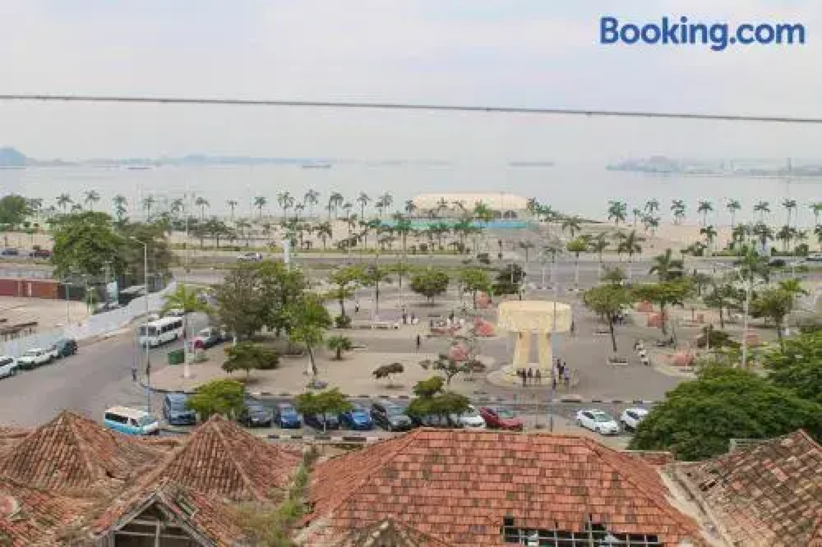 16 Quartos disponíveis - Edifício Piramide