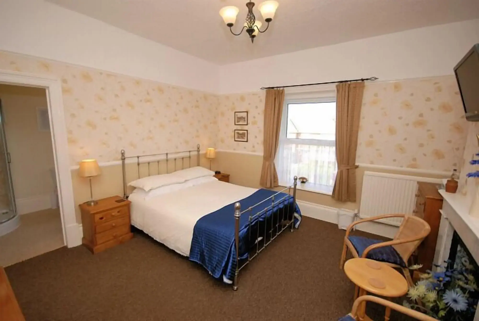 Westbury Lodge