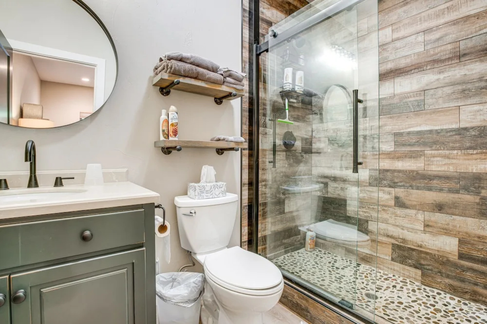 Game Room + Pool Access: Spacious Cabin in Arnold