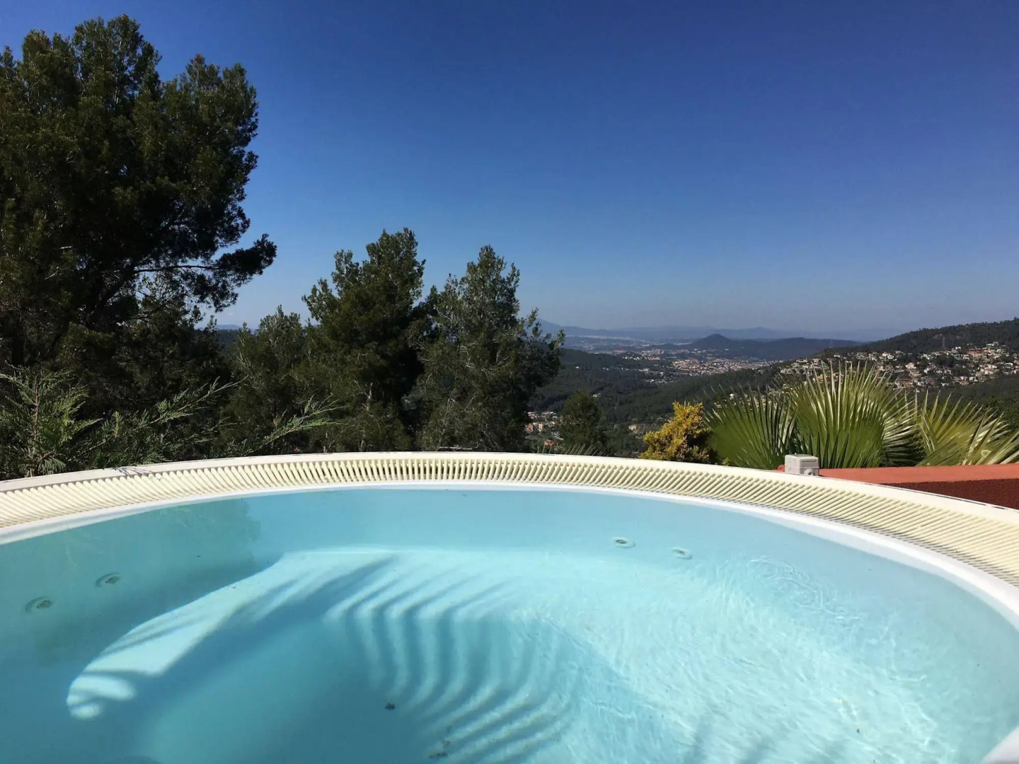 Отель El Petit Mirador