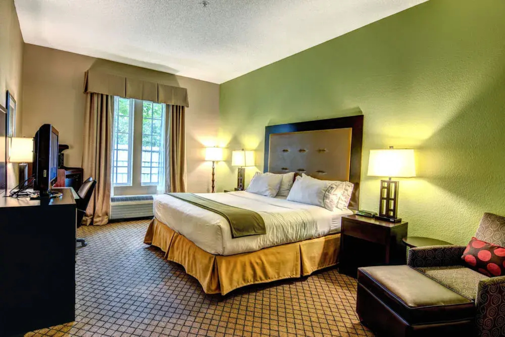 The Inn at River Landing