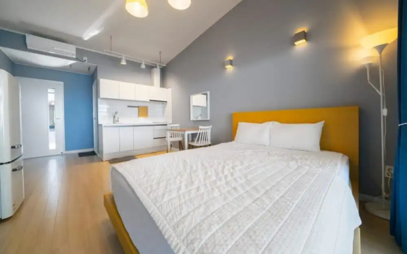 Pohang Red House Ocean Hills Pension