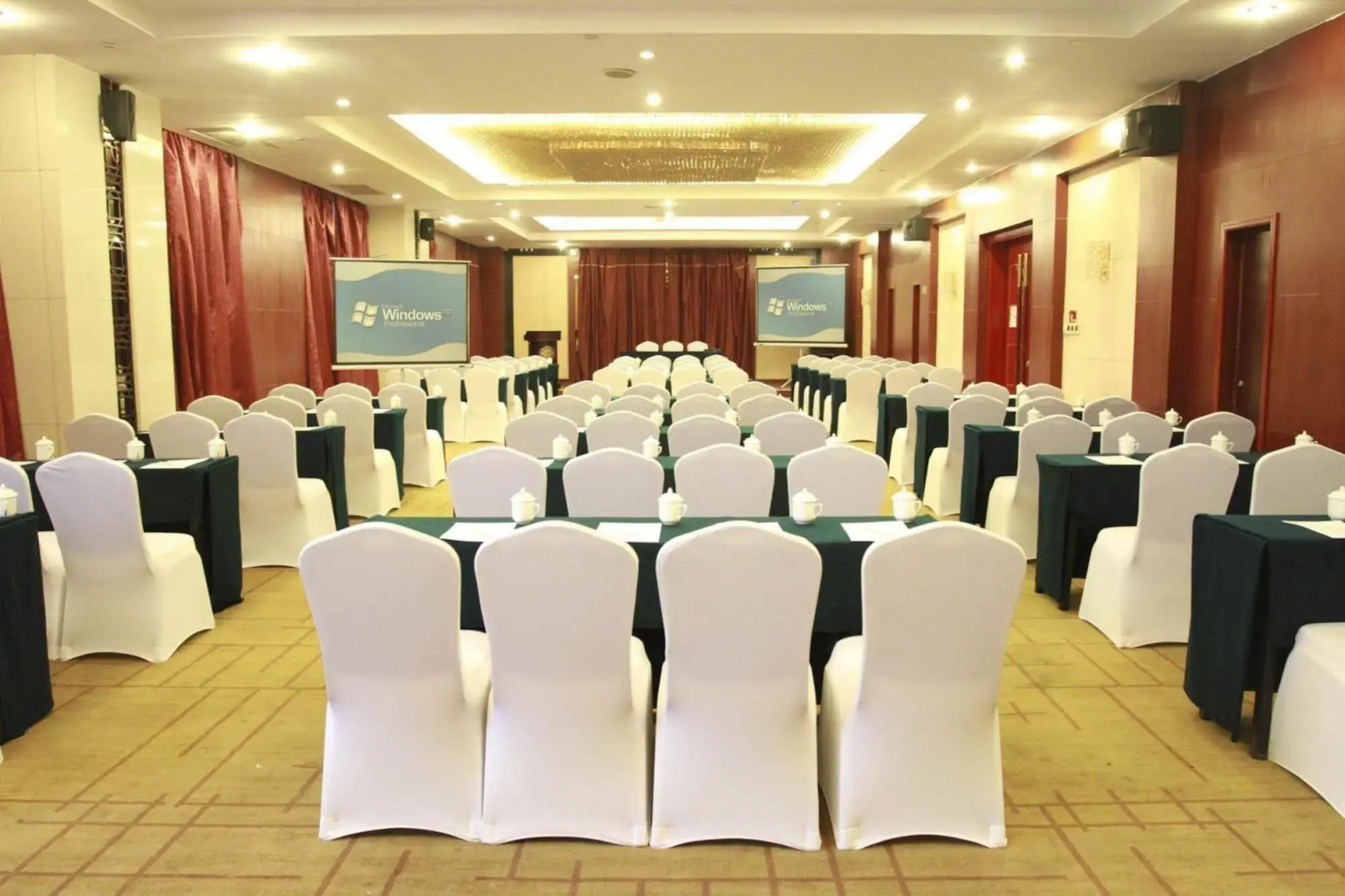 Jingzhou International Hotel