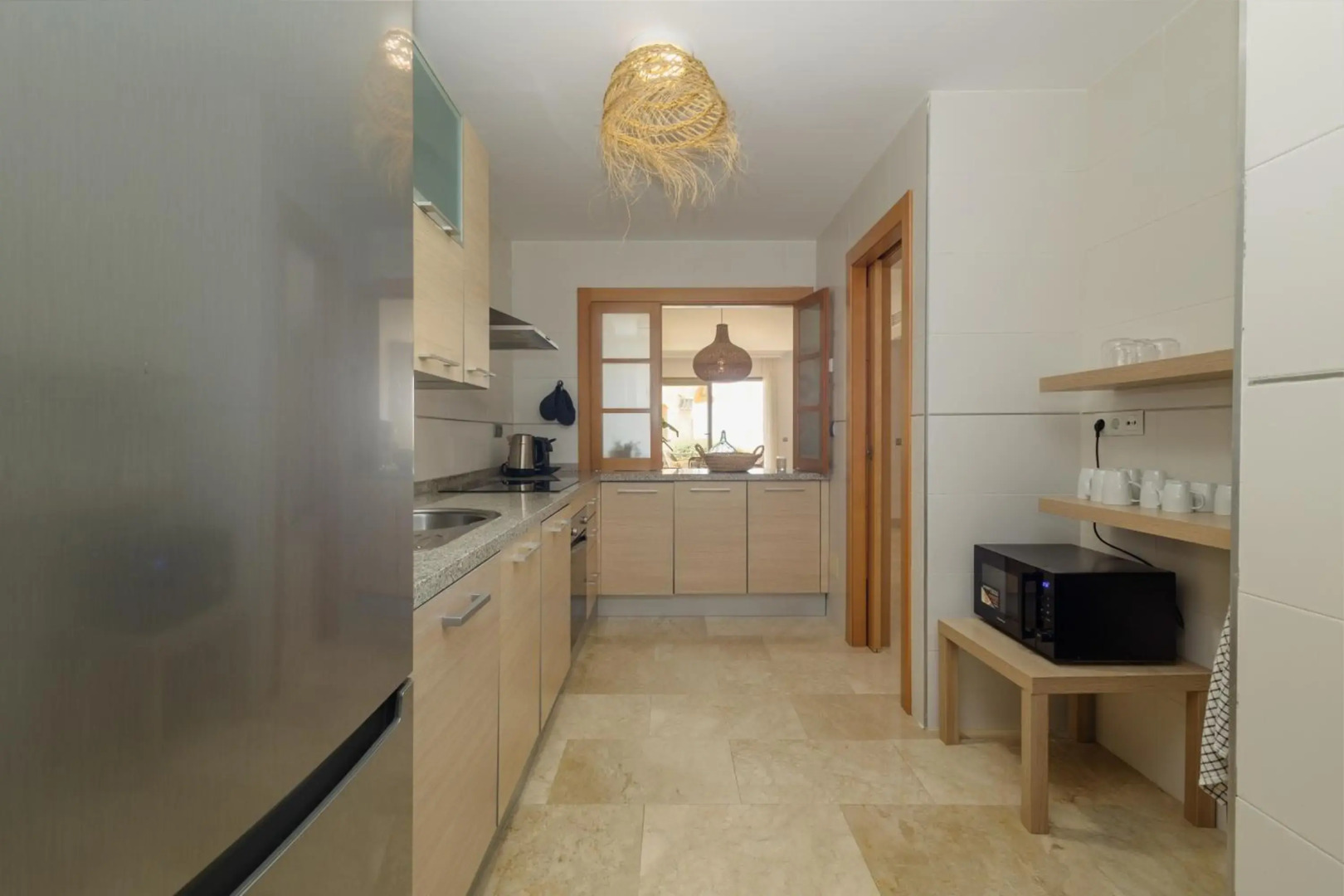 Modern and luxurious holiday home with sea views in Benahavís