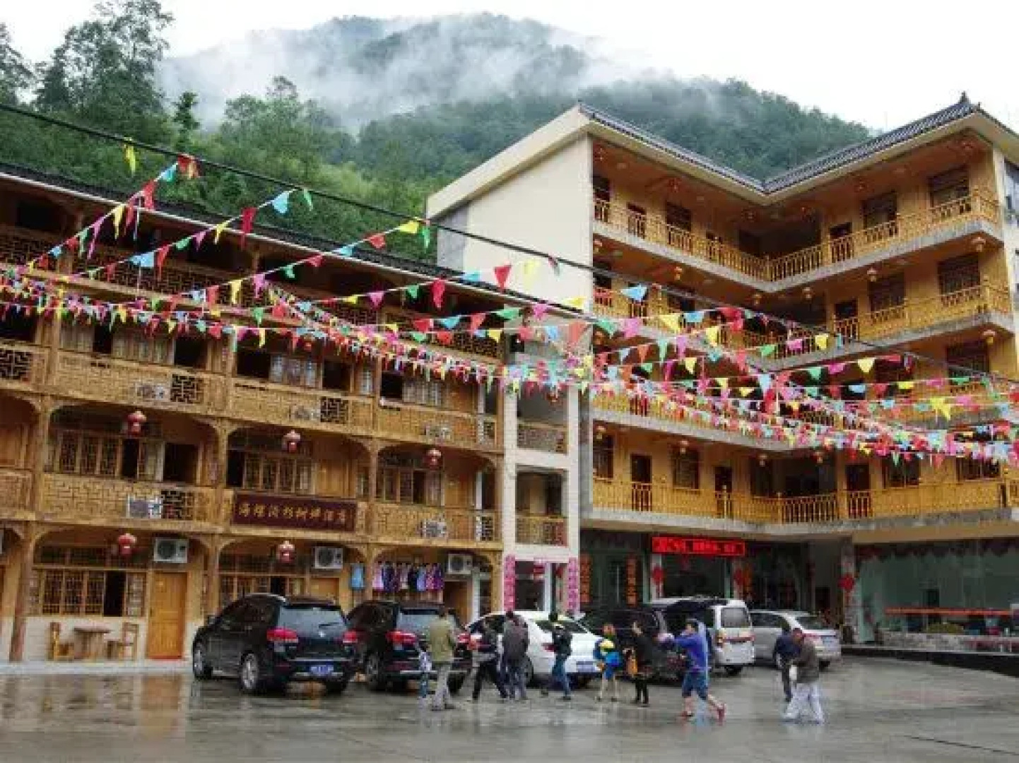 Shanshuping Hotel