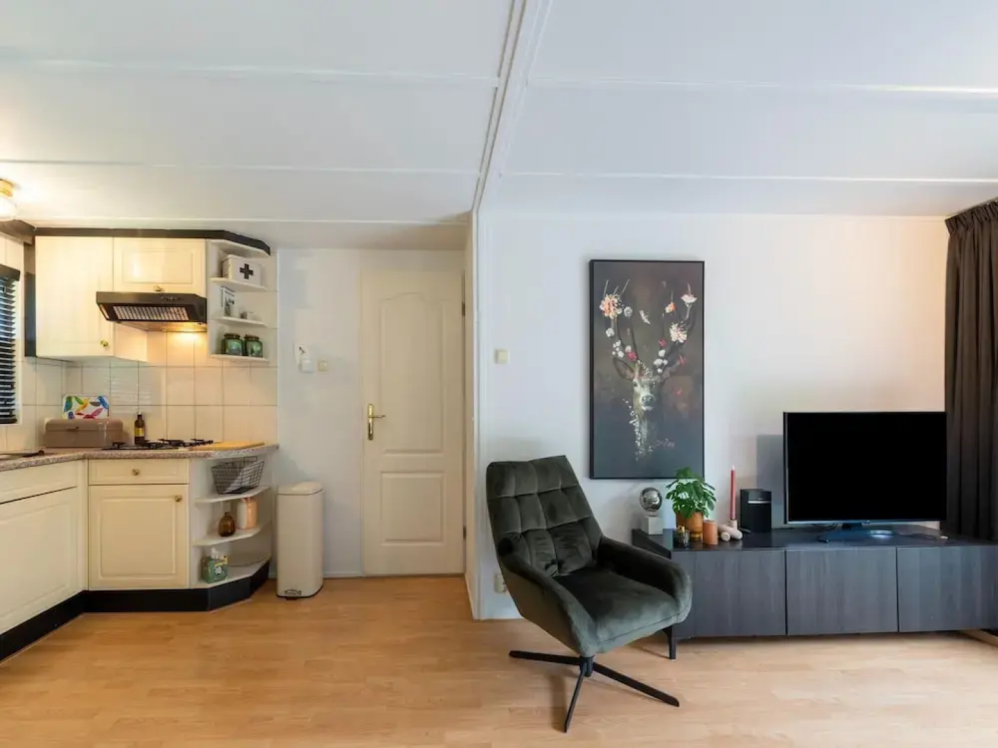 Luxury Chalet in Stegeren, Beautiful Surroundings