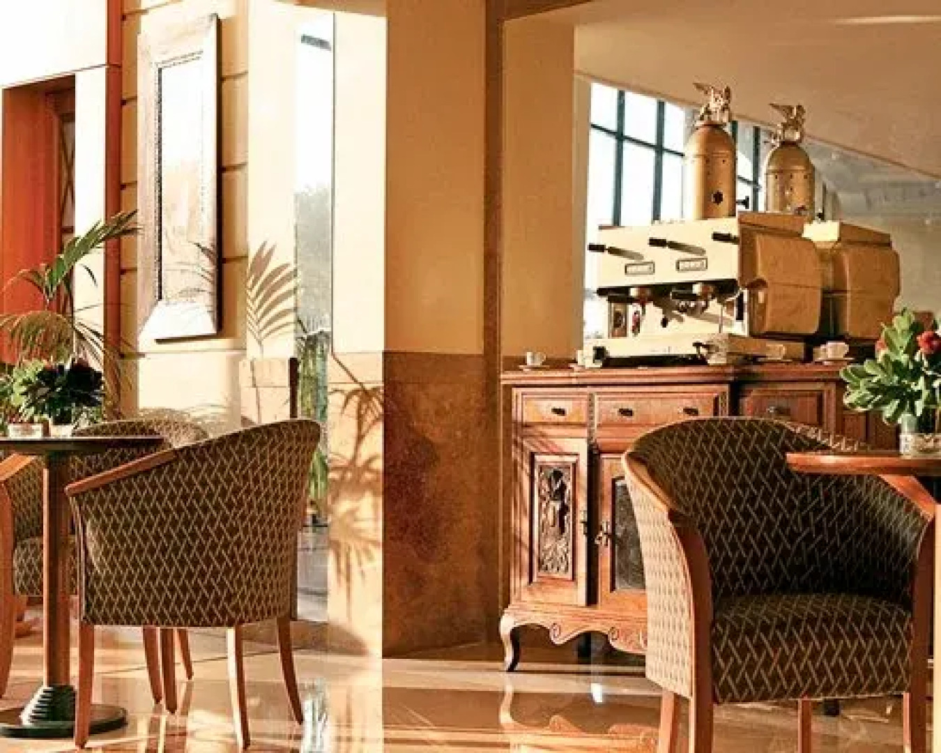 Metropolitan Capsis Holiday Club