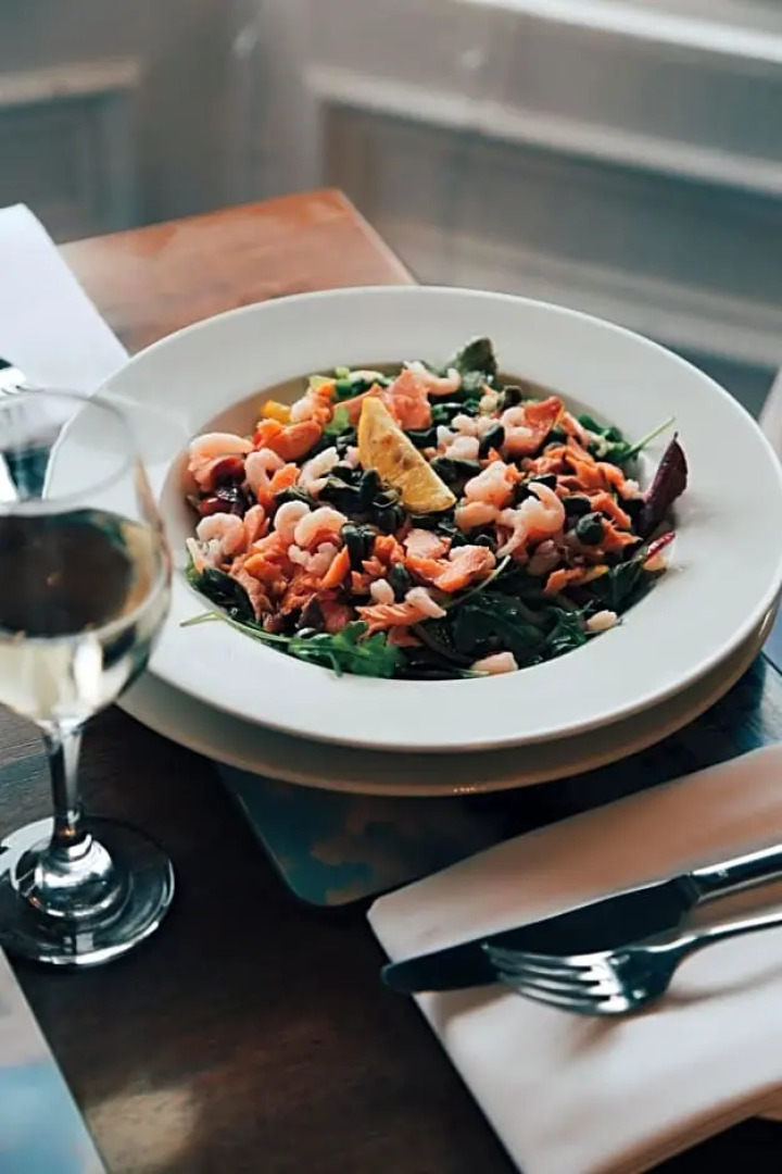 Royal Mackintosh Hotel