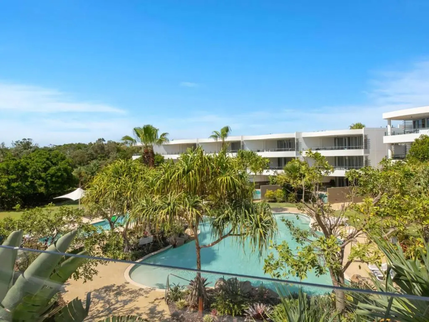 Cotton Beach Apartment 35 - Pool Views