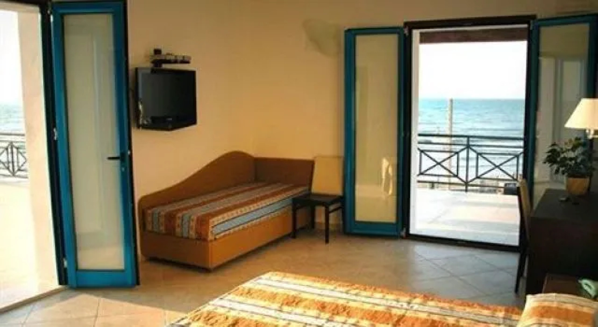 Riviera Hotel Residence