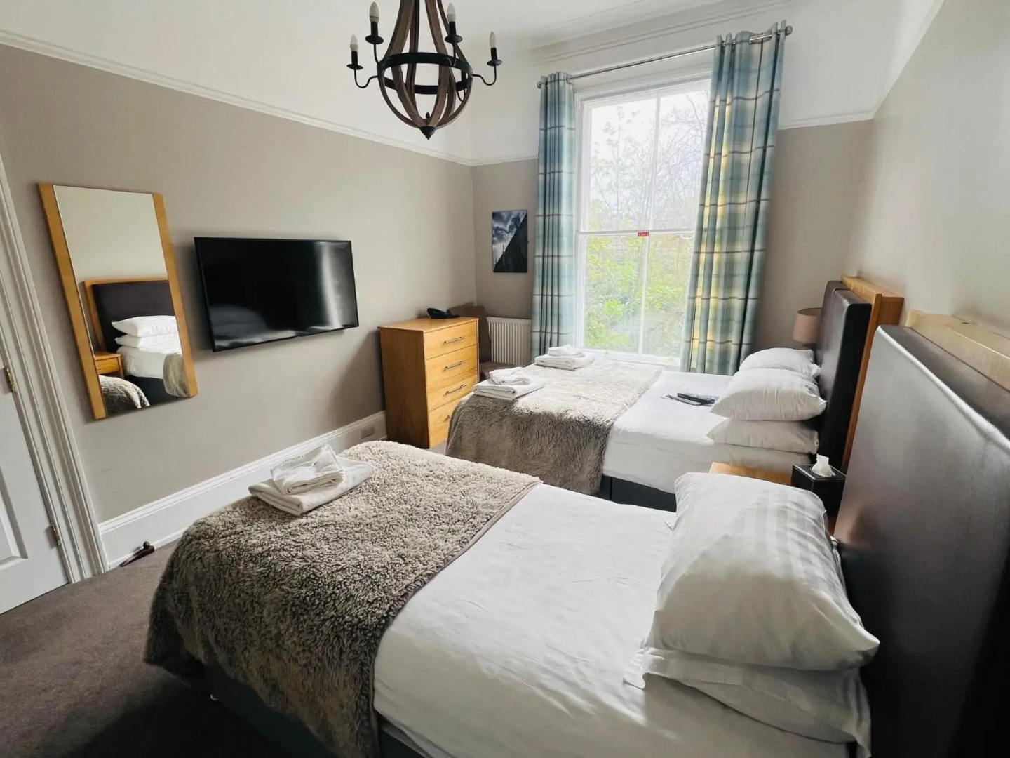Hedley House Hotel