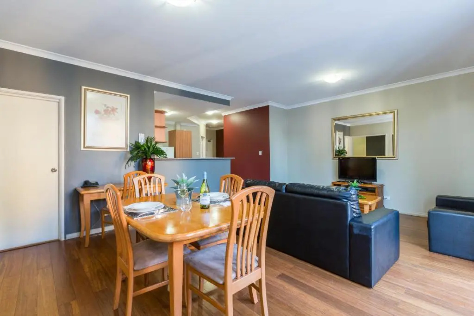 Mont Clare Boutique Apartments