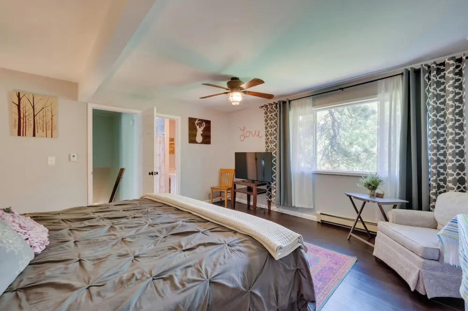 Stunning Golden Home w/ Deck ~ 35 Mi to Denver!