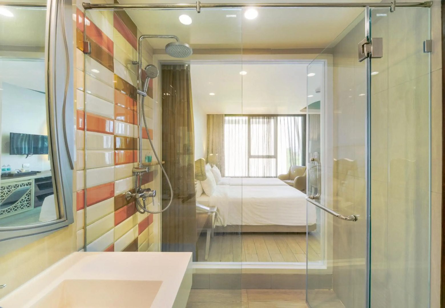 Le Tada Parkview Hotel