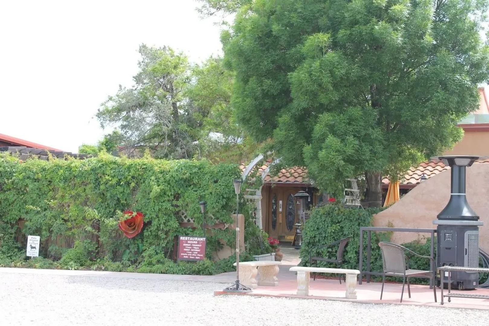 Adobe Rose Boutique Inn