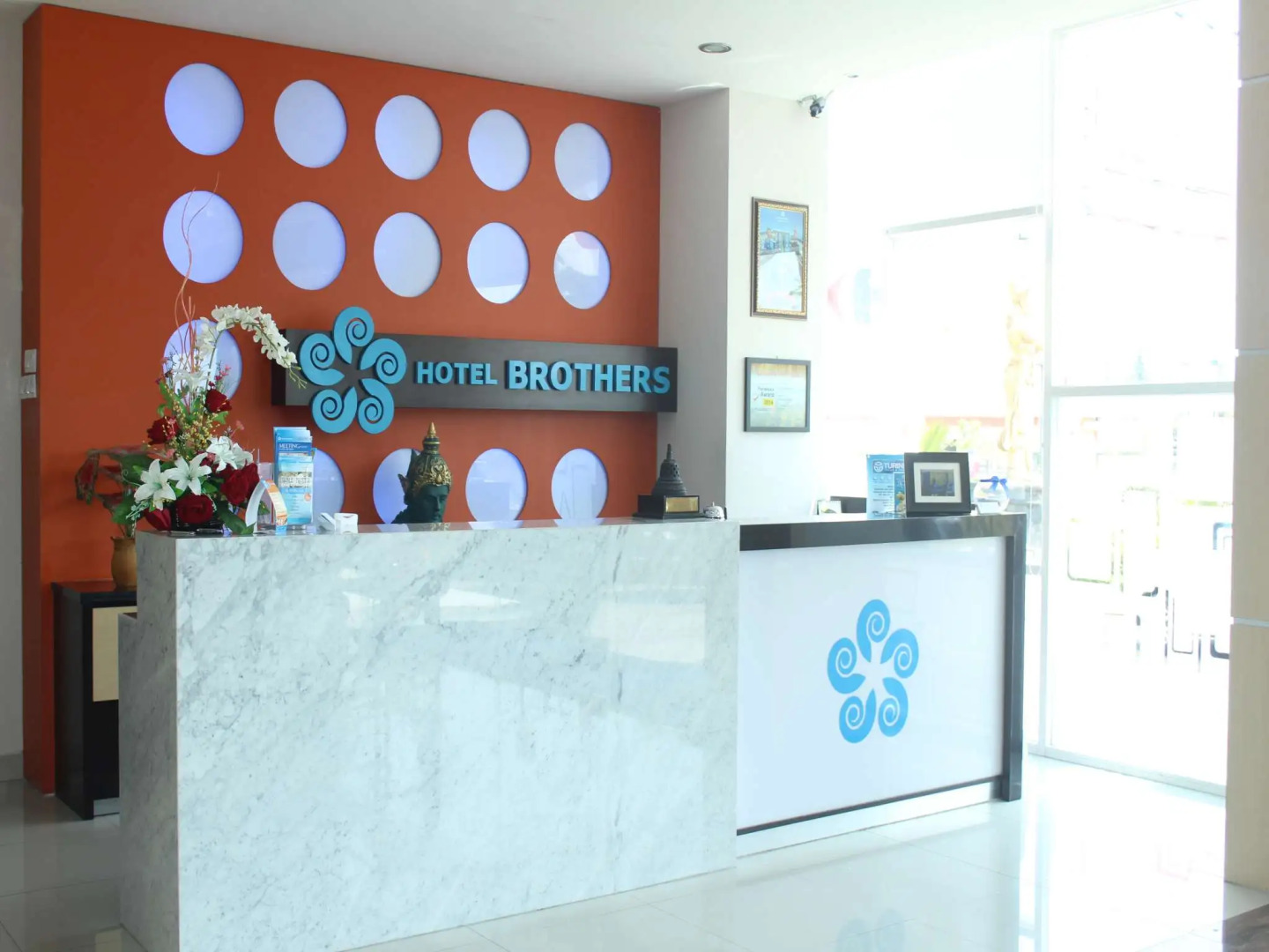 Hotel Brothers Solo Baru