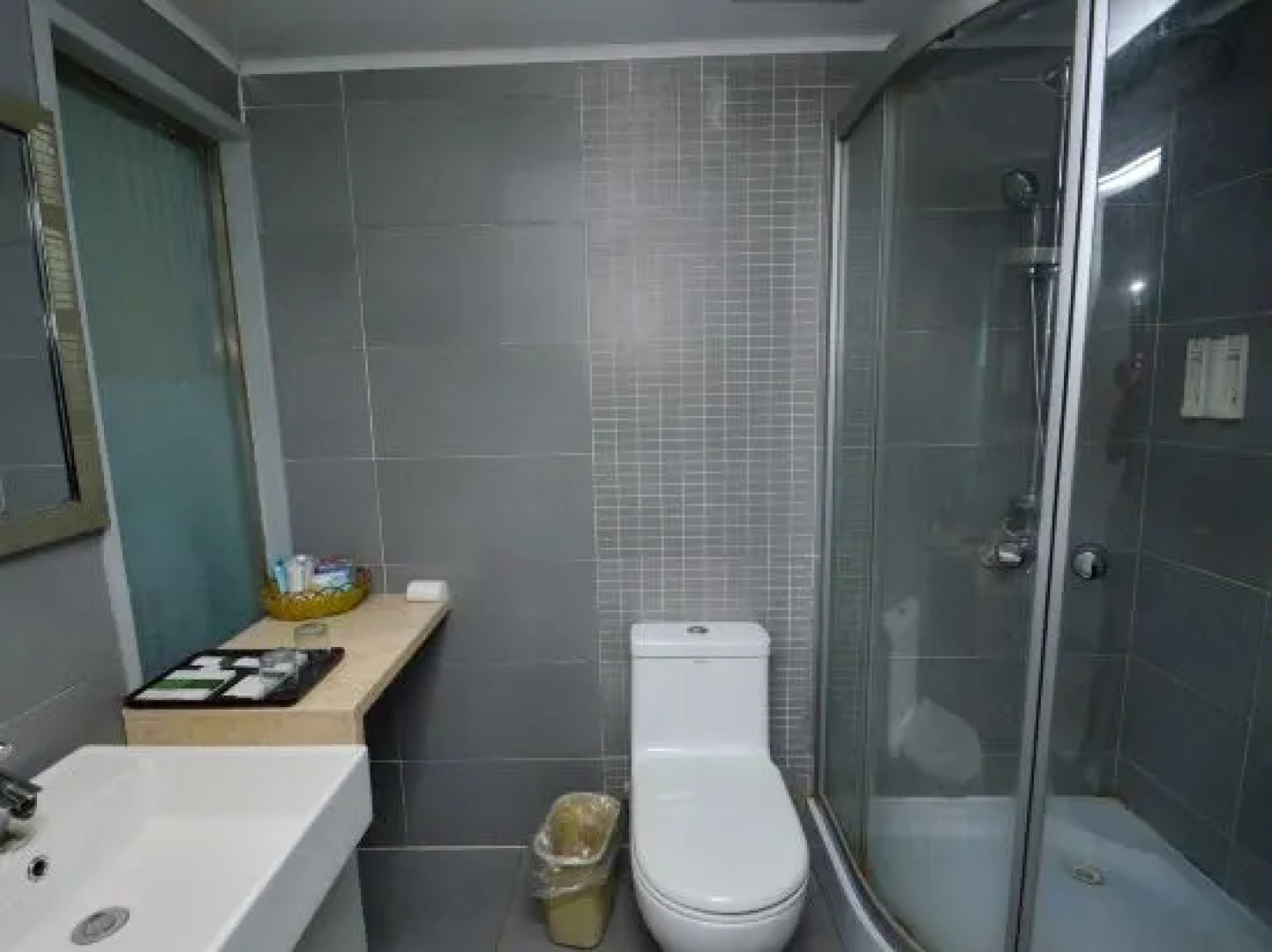 Huai'an Jianlan Hotel