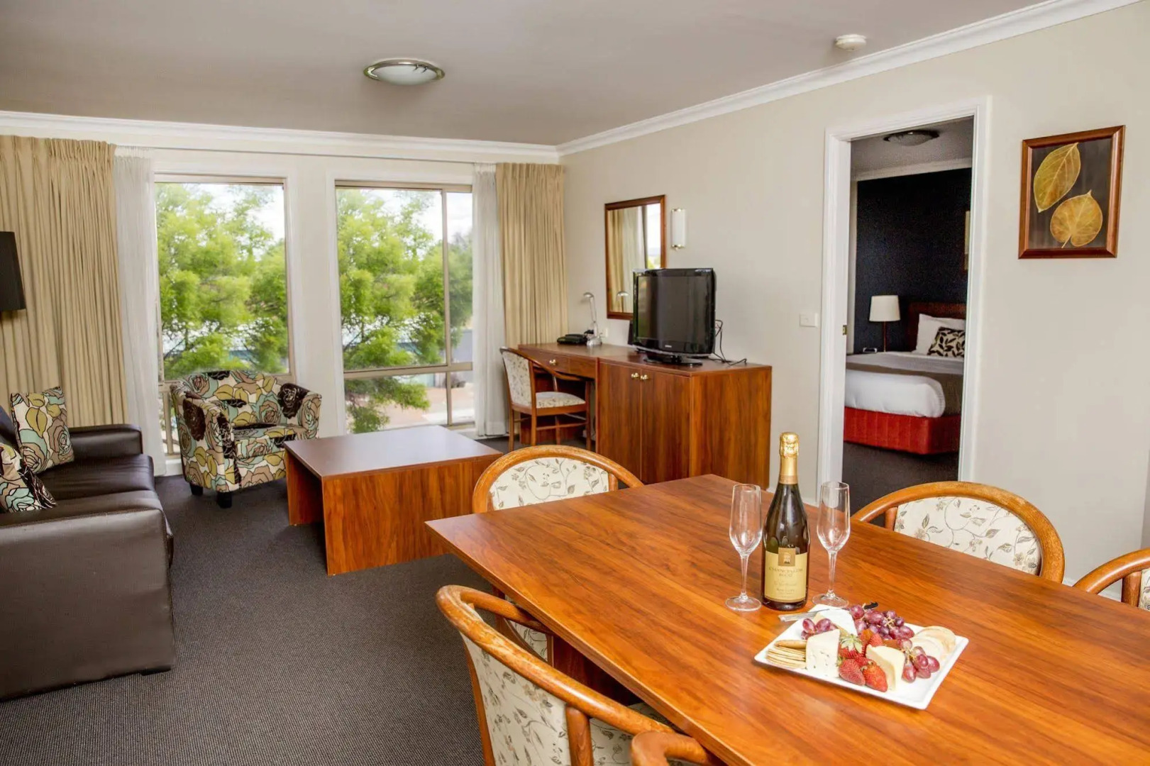 Charlotte Apartments