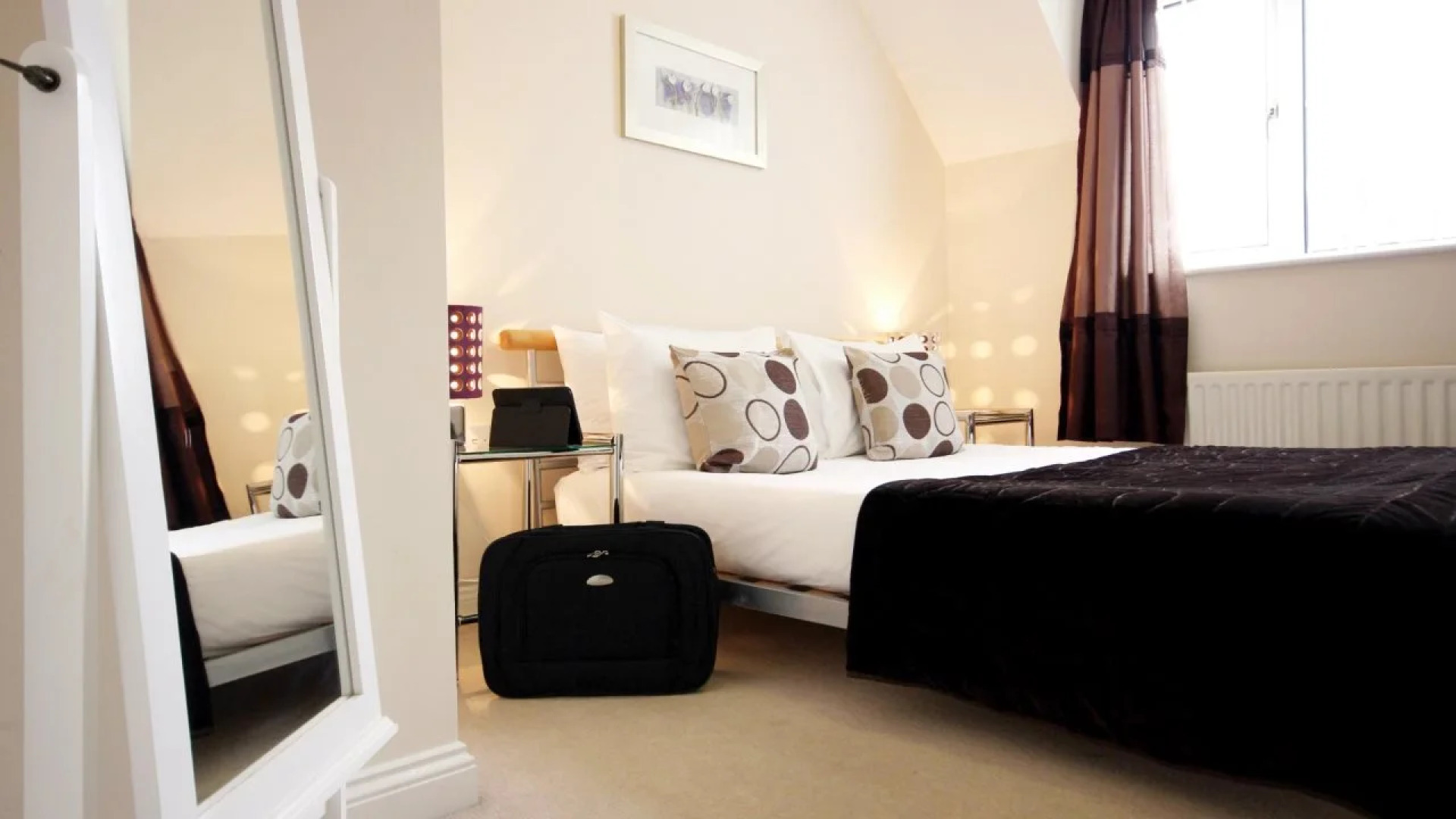 Berkshire Rooms Gray Place