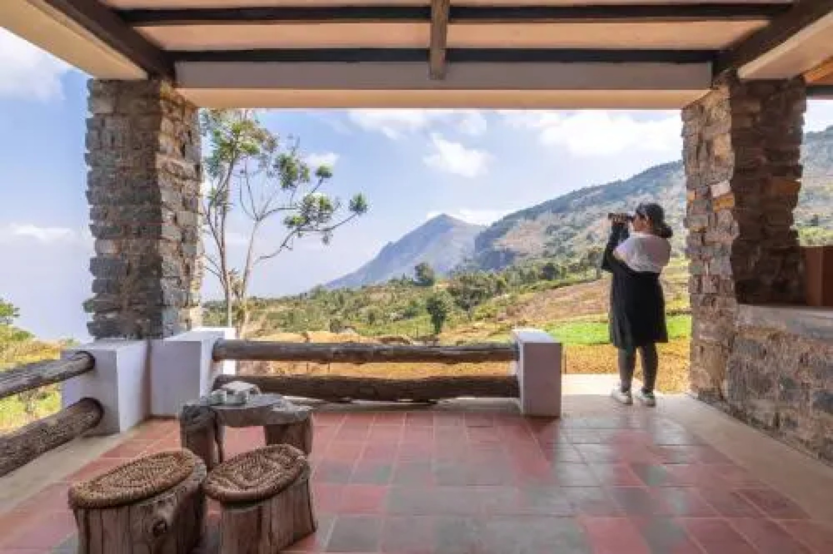 Wild Walkers by Vista Rooms