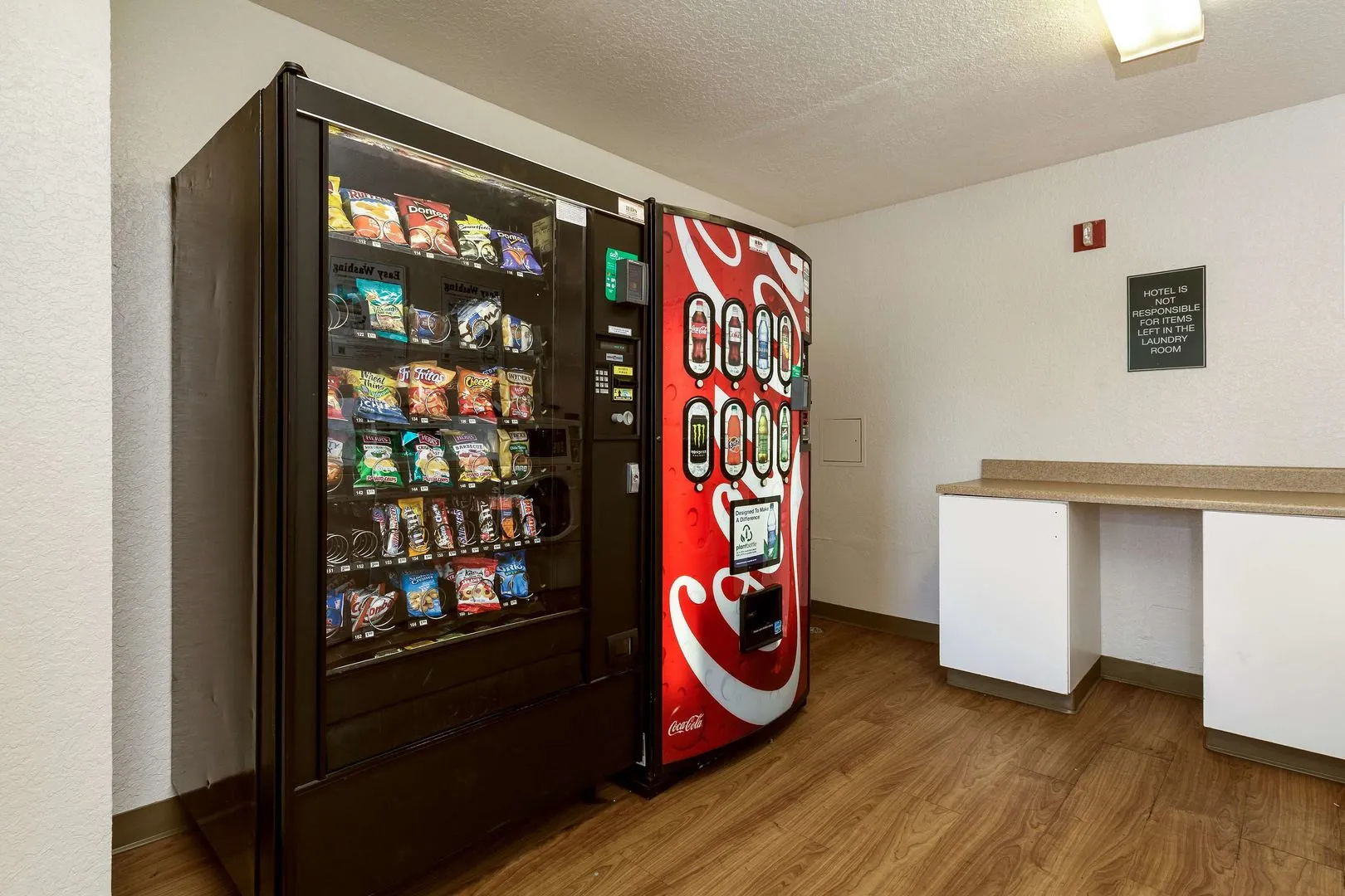 HomeTowne Studios by Red Roof Philadelphia - Maple Shade, NJ