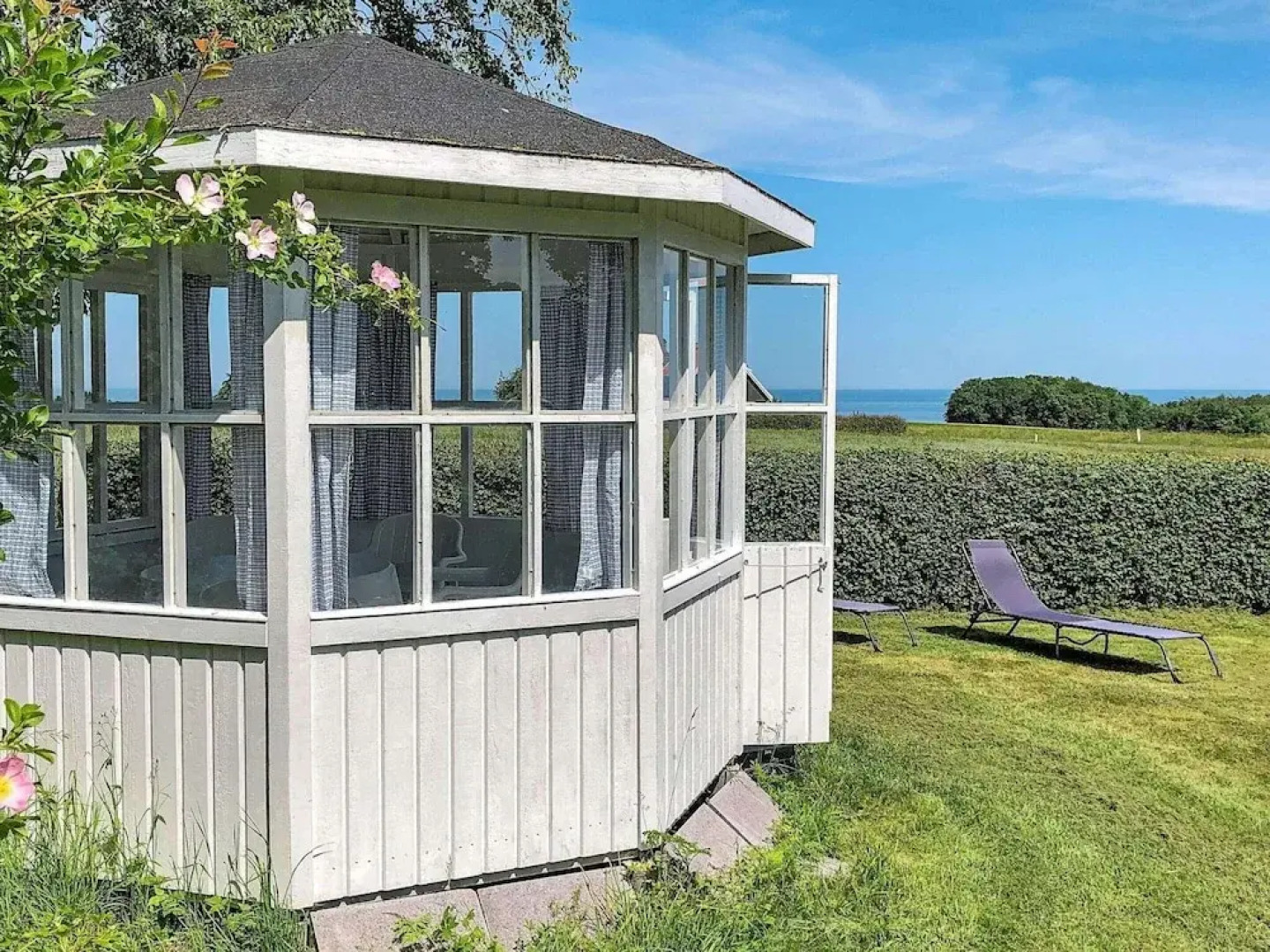 Cozy Holiday Home in Gudhjem near Golf Course