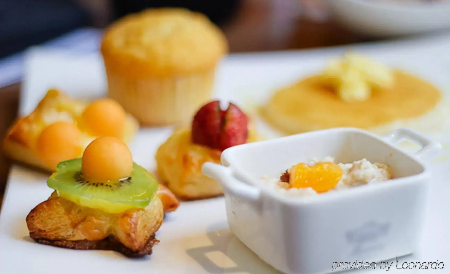 Holiday Inn & Suites Makati by IHG