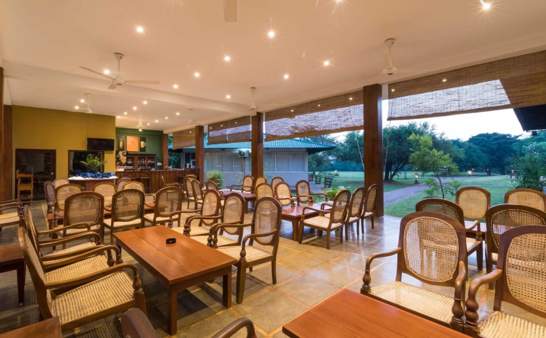 Camellia Resort and Spa