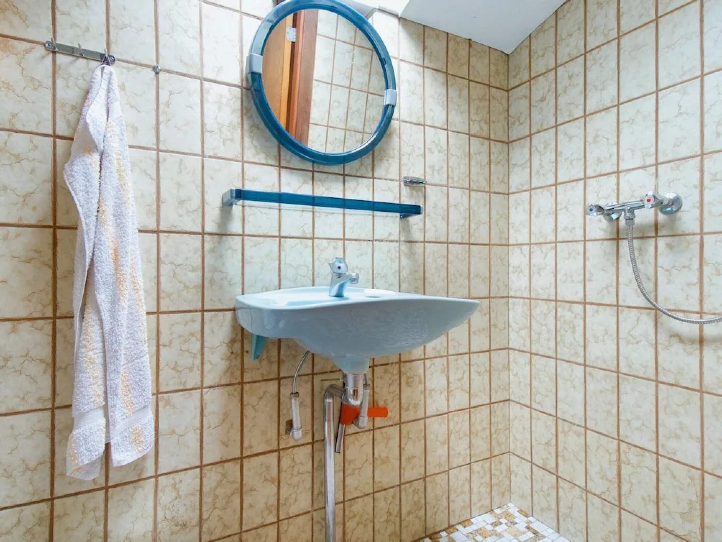 6 Person Holiday Home in Dronningmolle