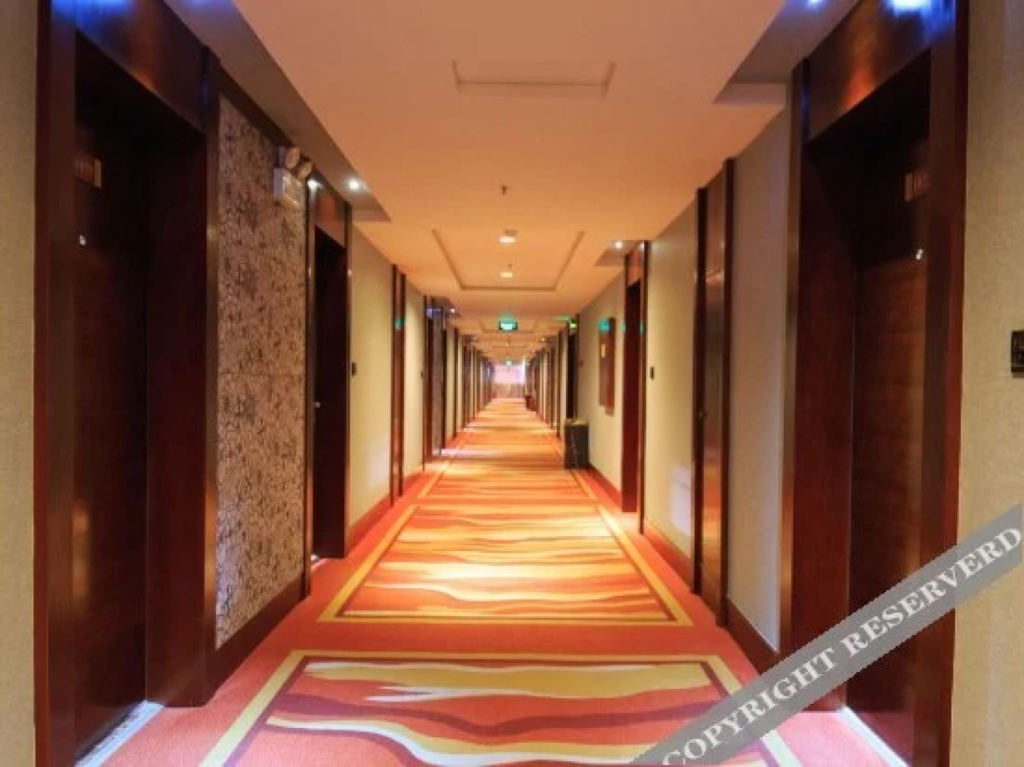 Yijia San Jiang Hotel