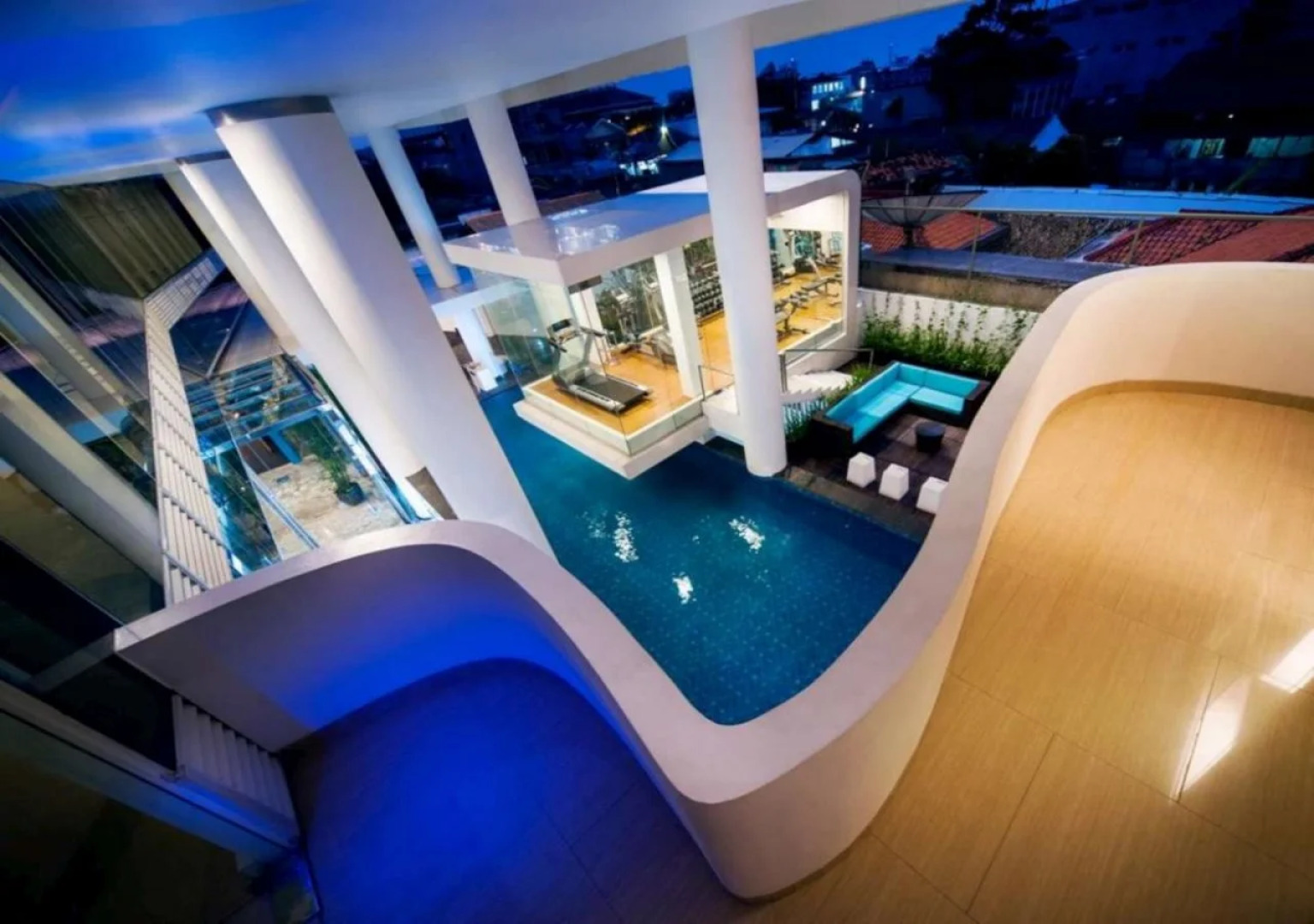 Blue Sky Hotel Petamburan