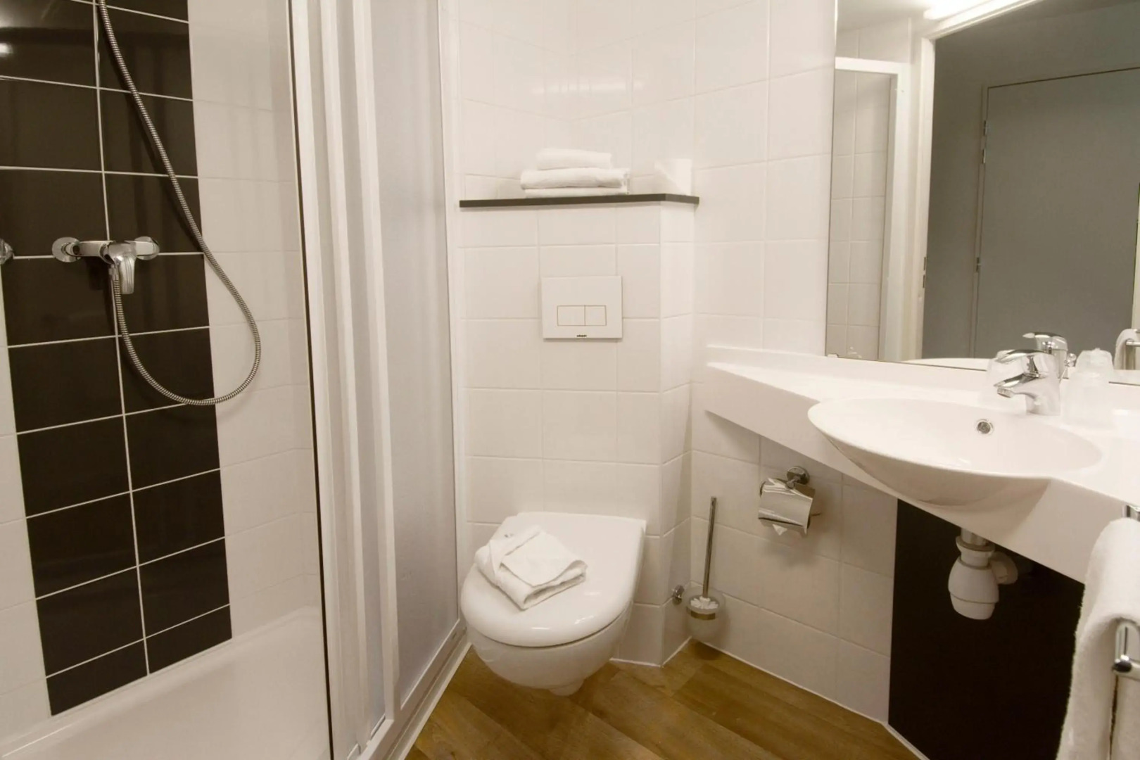 Отель Lodge In Paris 13 