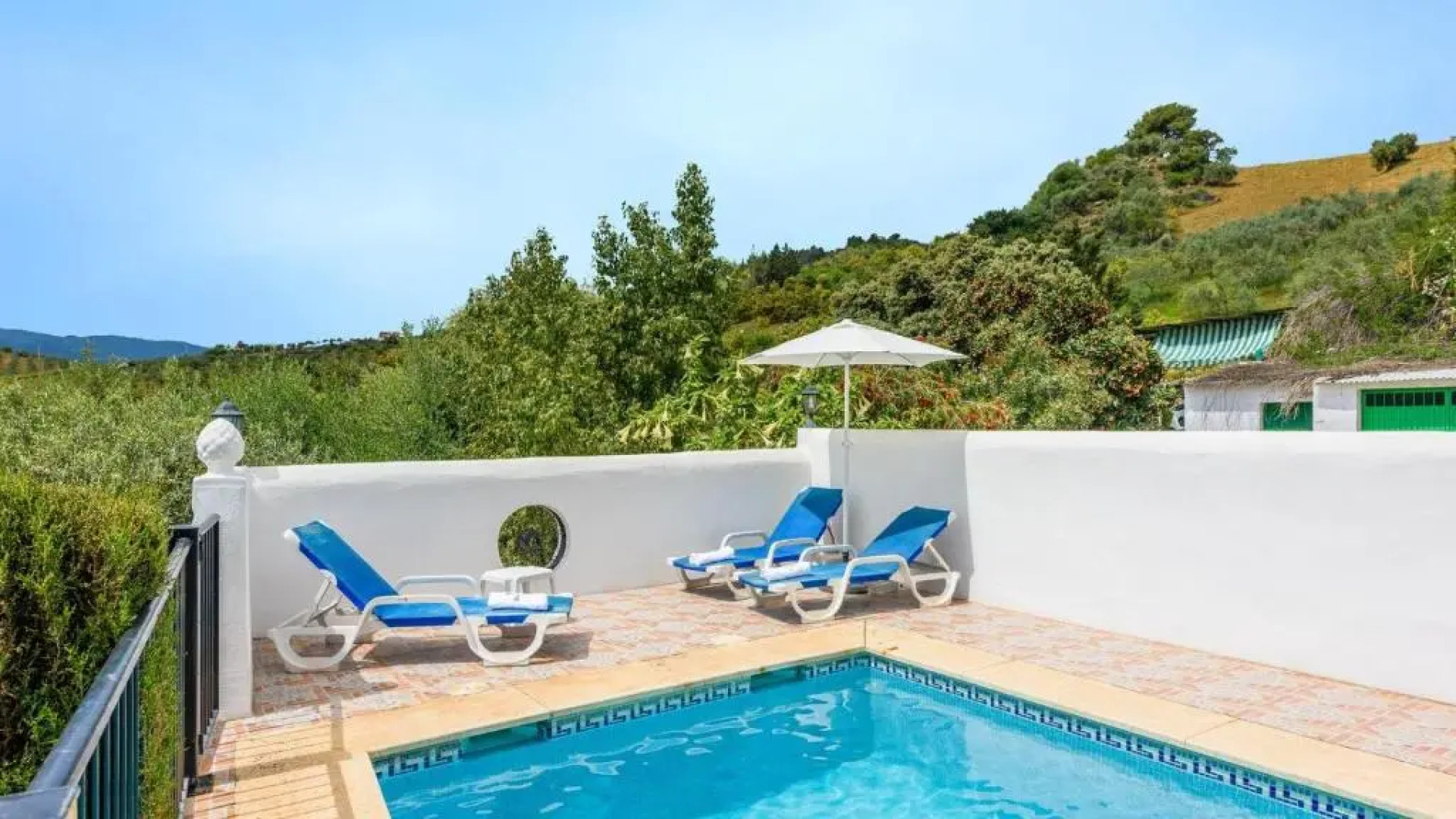 Cortijo los Valles Alozaina by Ruralidays