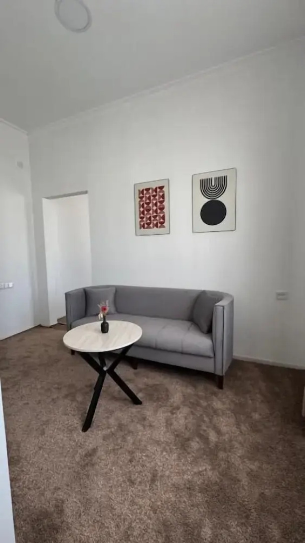 UNO Hotel Jalal-Abad