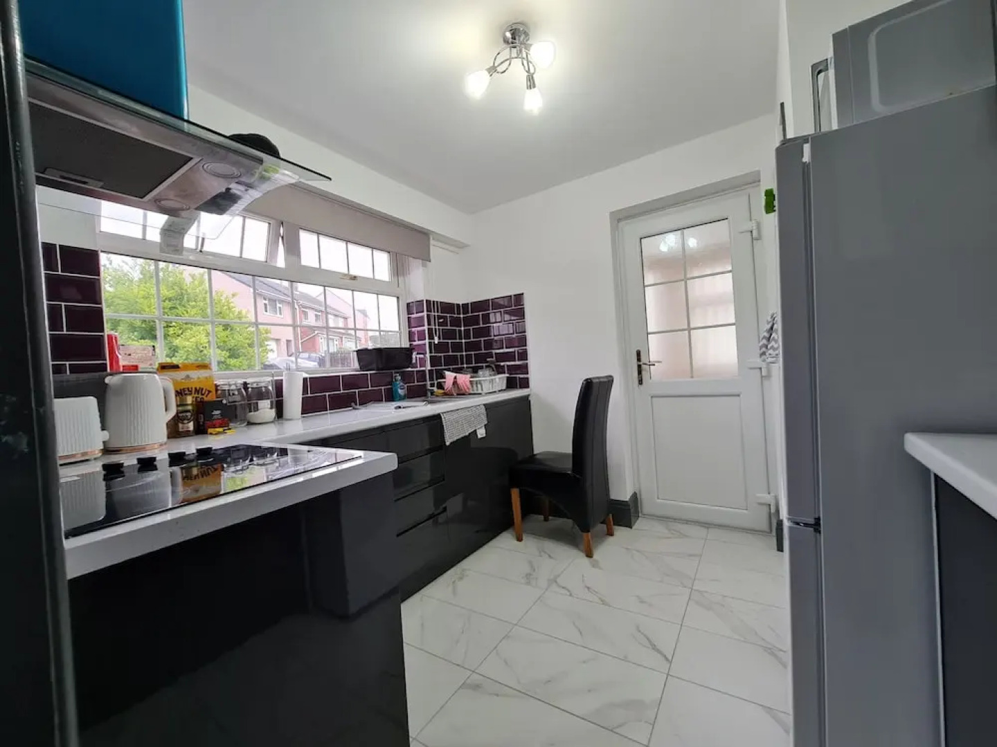 Bristol 2-bed Bungalow, Sleeps 4, Parking