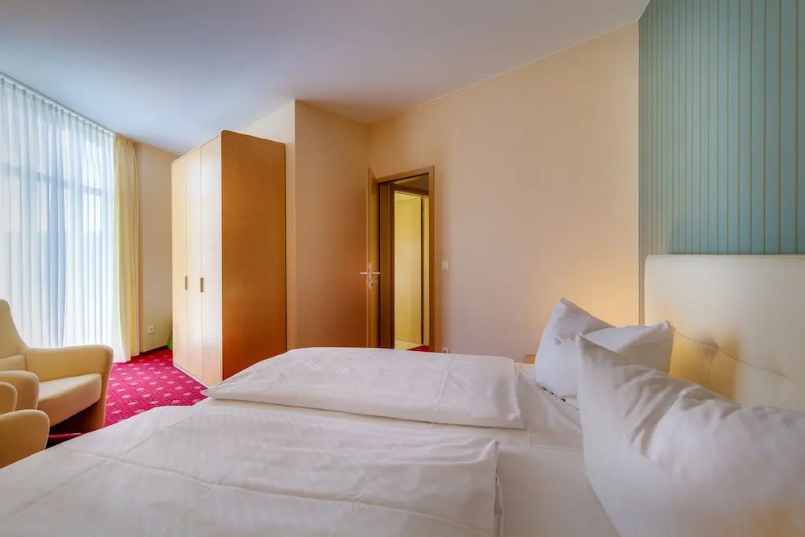 Seehotel Grossraeschen