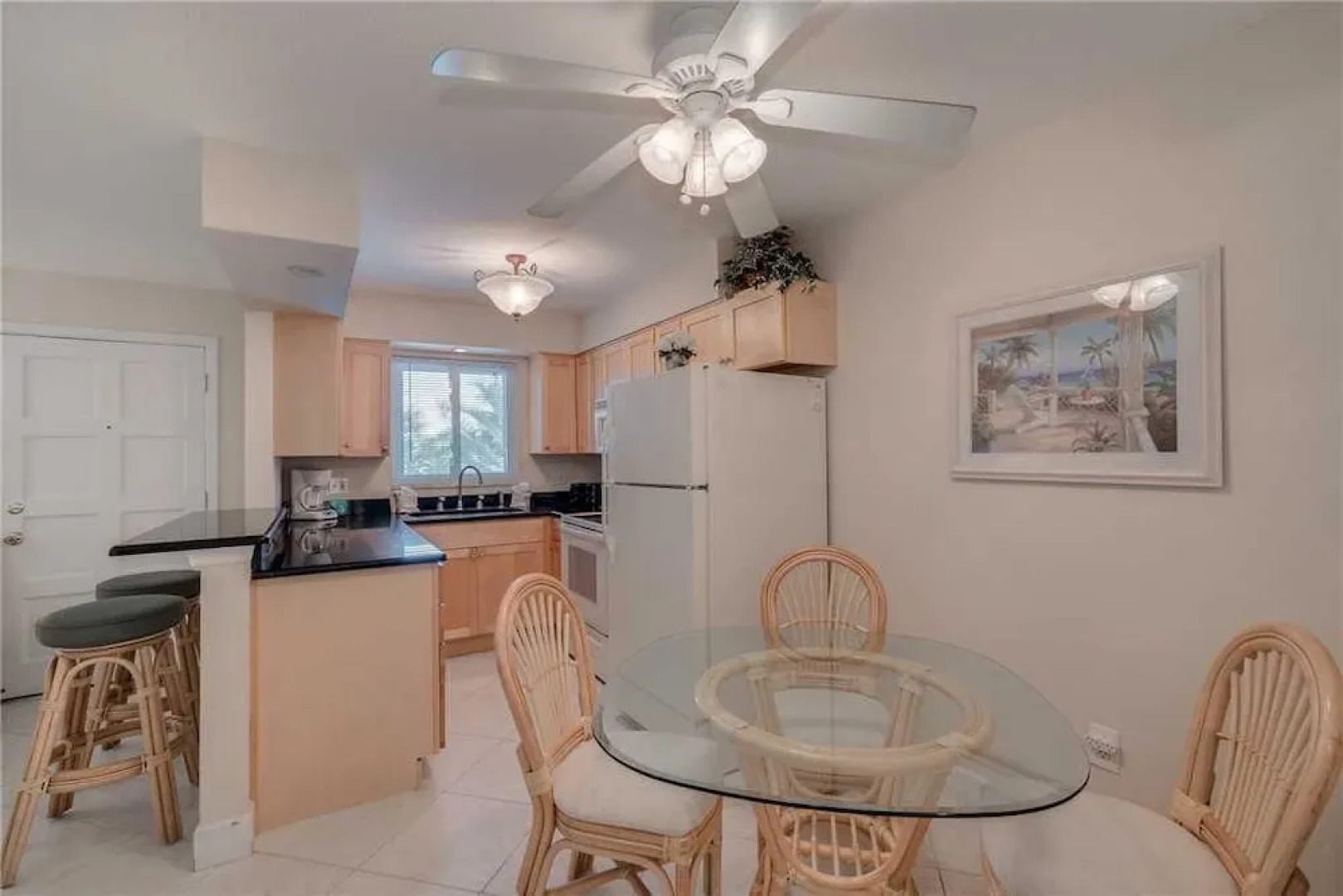 Waves 17 - One Bedroom Condo