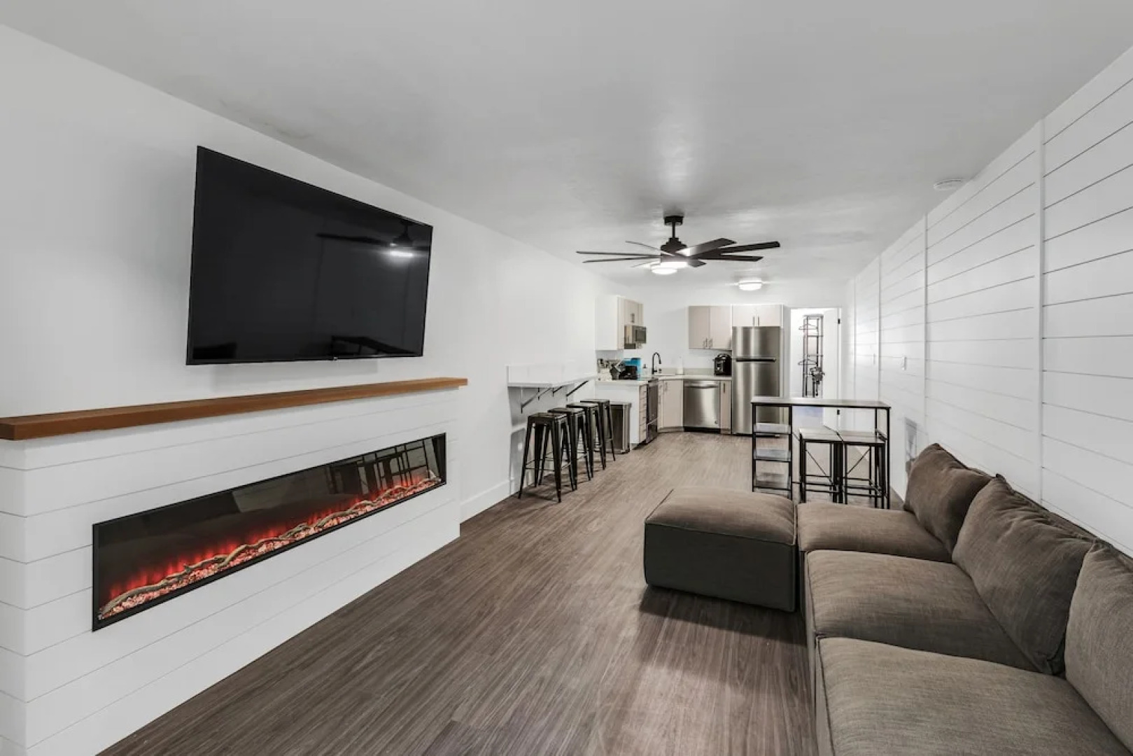 Beautiful Ski-in/ski-out Condo Located On The Eagle Point Resort! 1 Bedroom Condo by RedAwning