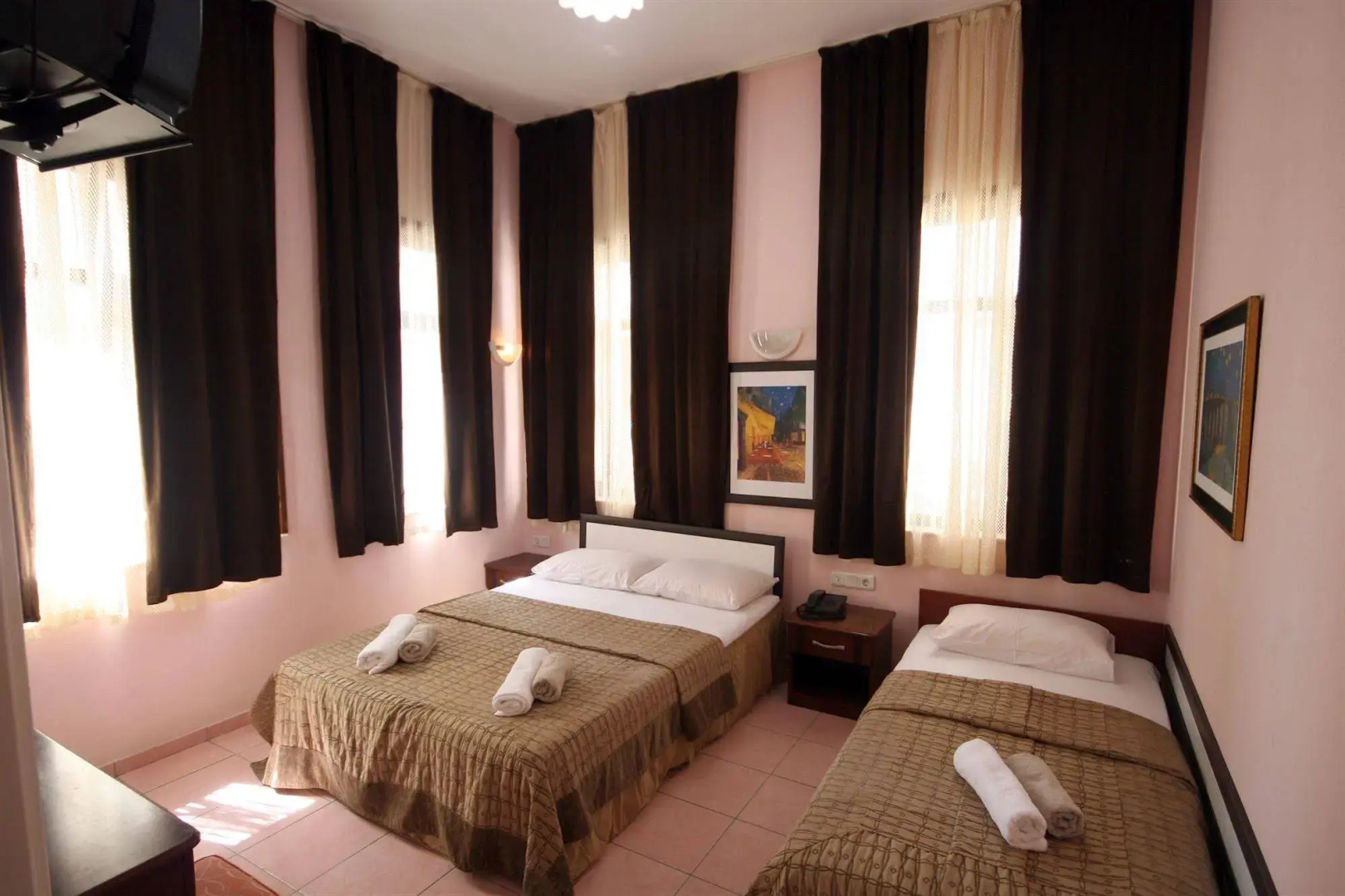 Cinar Hotel
