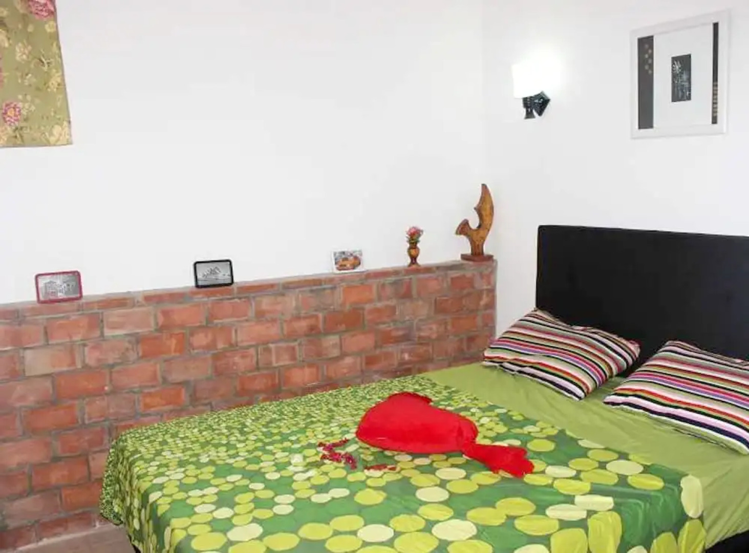 Studio in Erriadh, With Wonderful sea View, Enclosed Garden and Wifi -